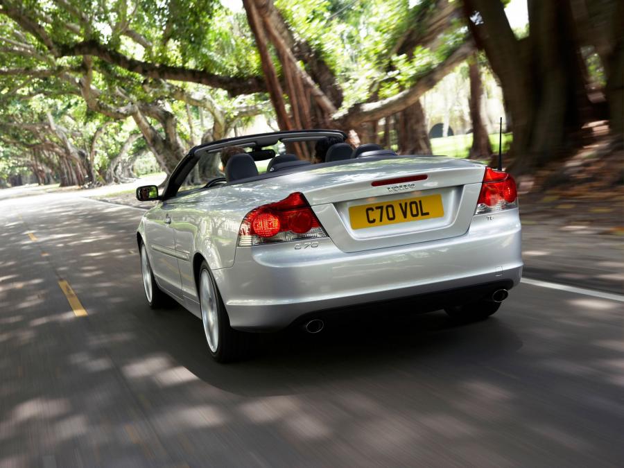  Volvo C70 T5 2005 года  (фото 10 из 93)
